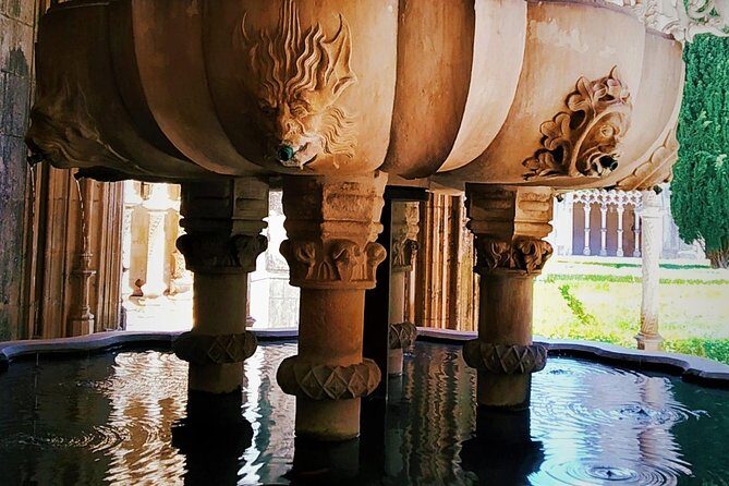 Peniche, Nazaré (big waves), Batalha monestary tour and Óbidos - In-Depth Look at the Itinerary