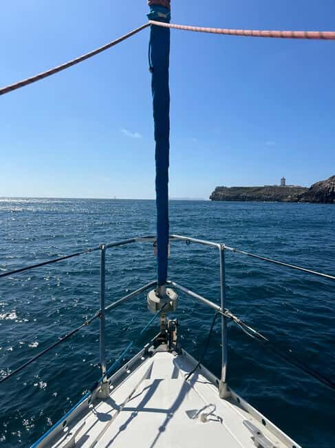 Peniche: Private 3-Hour Sailing Experience Along the Coast - Key Points