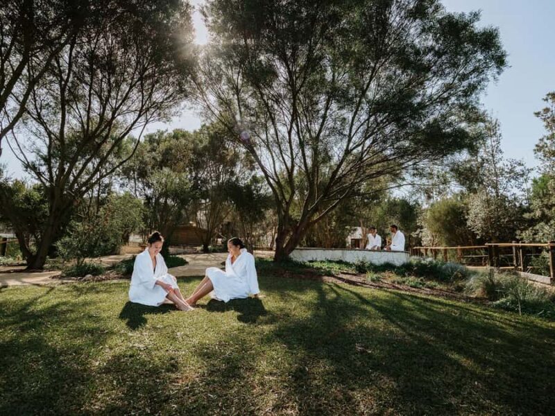 Peninsula Hot Springs: Entry Ticket with Bath House - Staff and Service