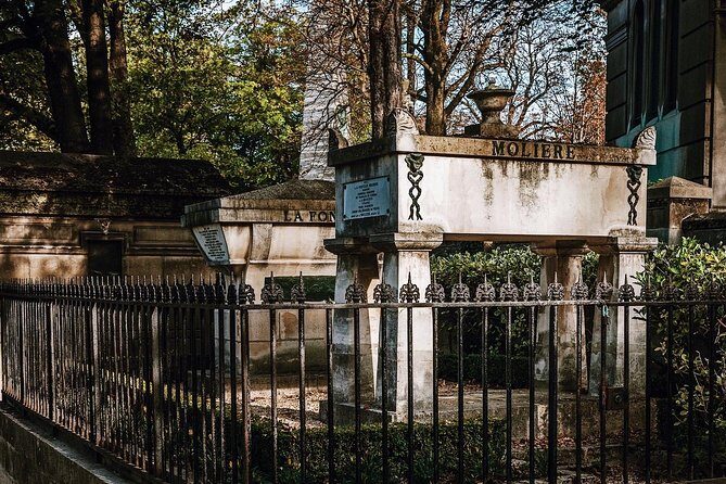 Pere Lachaise Cemetery Paris - Exclusive Guided Walking Tour - Who Will Love This Tour?