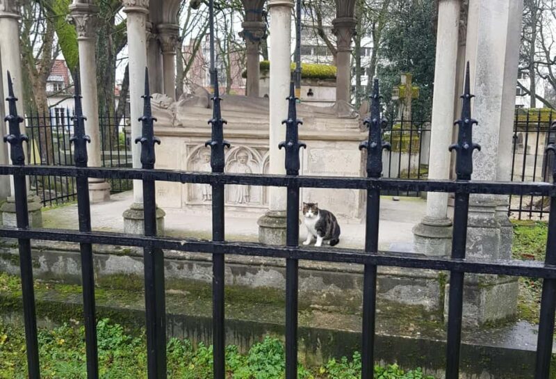 Père-Lachaise : histoires et mystères contés par un comédien - The Practicalities