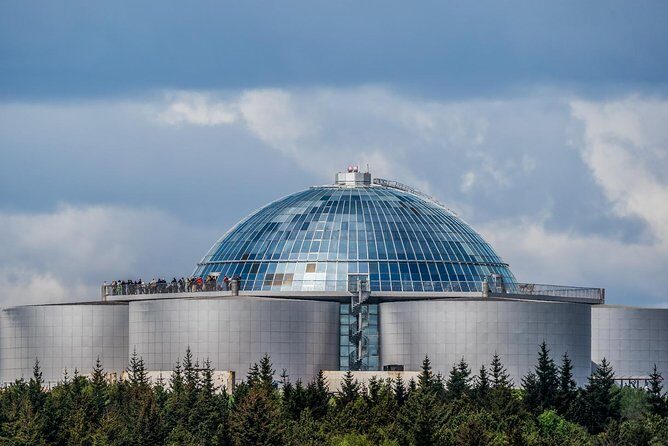 Perlan Museum - Wonders of Iceland & Áróra Northern Lights Planetarium Show - What to Expect at Perlan Museum