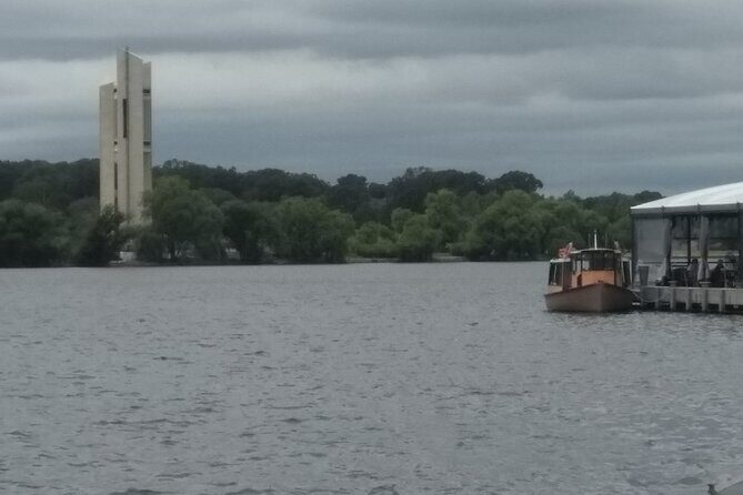 Personalised Sightseeing in Canberra, with John - Key Points