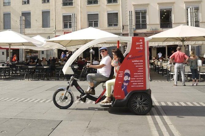 Personalized discovery of historic Lyon - Exploring Lyon on a Bicycle Taxi: What to Expect