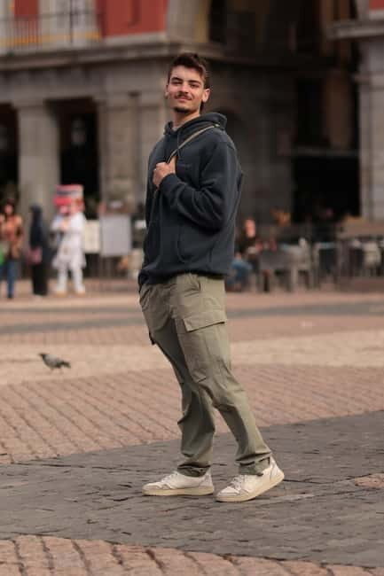 Personalized Madrid Tour: Your perfect photo, custom route, unforgettable moments - What to Expect from the Tour