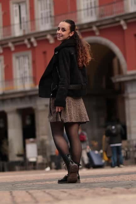 Personalized Madrid Tour: Your perfect photo, custom route, unforgettable moments - The Experience: Pros and Cons