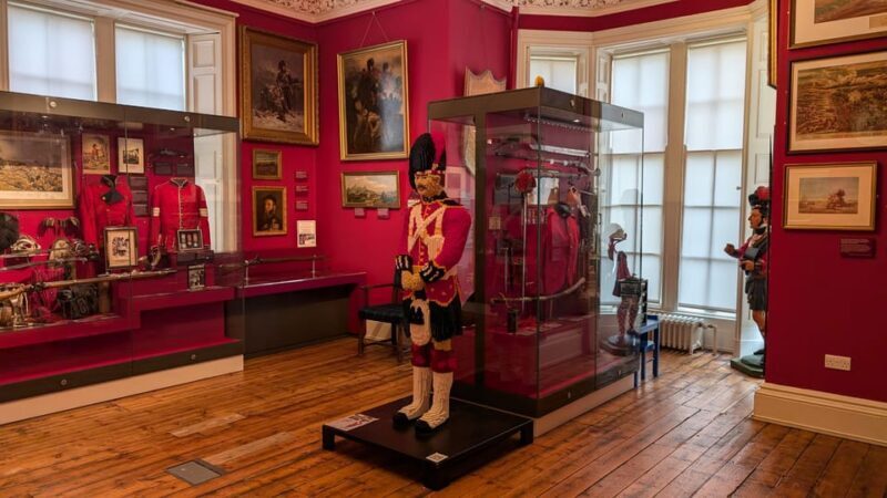 Perth: The Black Watch Castle and Museum Guided Tour - The Guides: Knowledgeable and Passionate