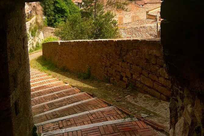 Perugia and Assisi Full Day Tour from Perugia - FAQs