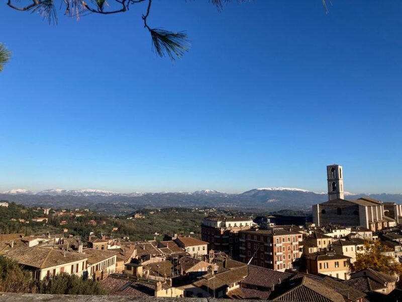Perugia: Old Town Walking Tour, Piazza IV Novembre - A Closer Look at What to Expect
