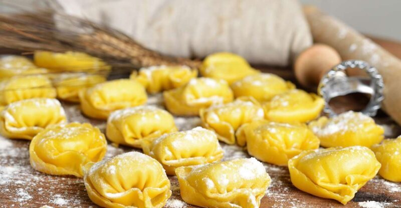 Perugia: Ravioli, Pasta and Tiramisu Class at a Local's Home - Key Points