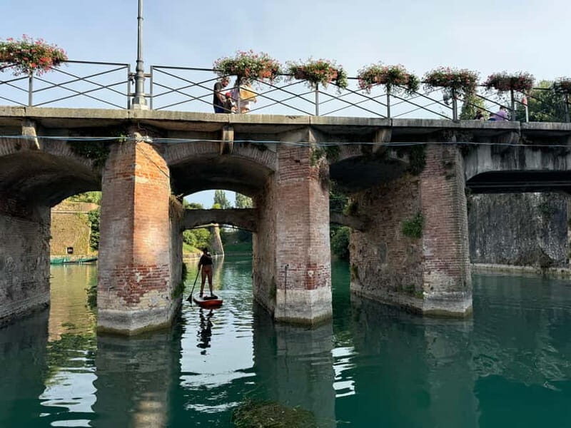 Peschiera del Garda SUP experience: Sightseeing tour on Lake Garda - Key Points