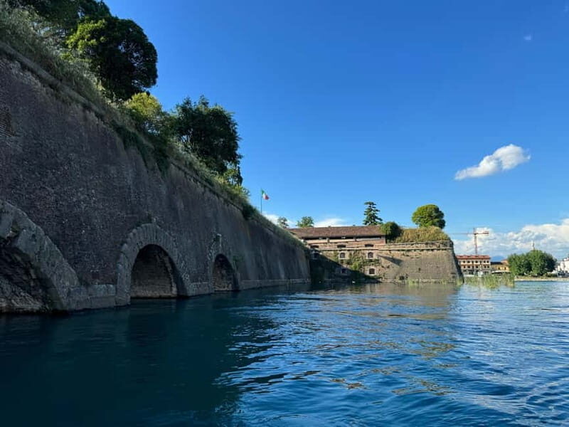 Peschiera del Garda SUP experience: Sightseeing tour on Lake Garda - Who Is This Tour For?
