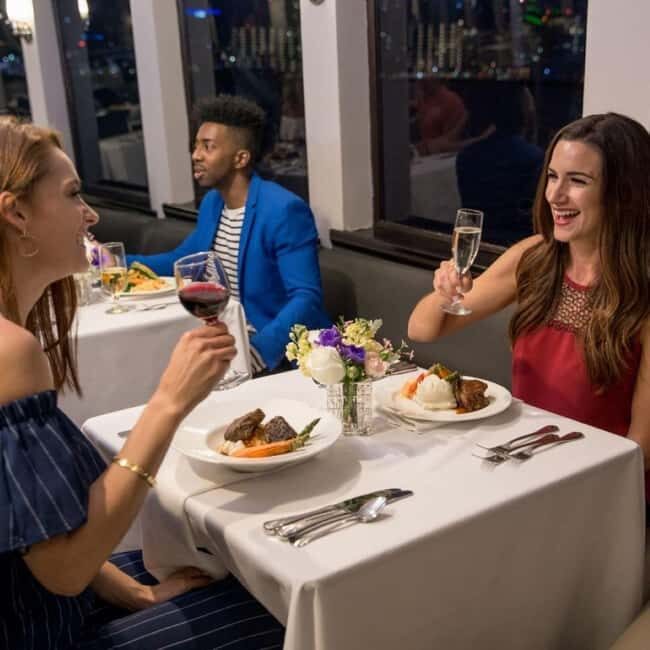 Philadelphia: Buffet Brunch, Lunch, or Dinner Cruise - Who is This Cruise Best For?