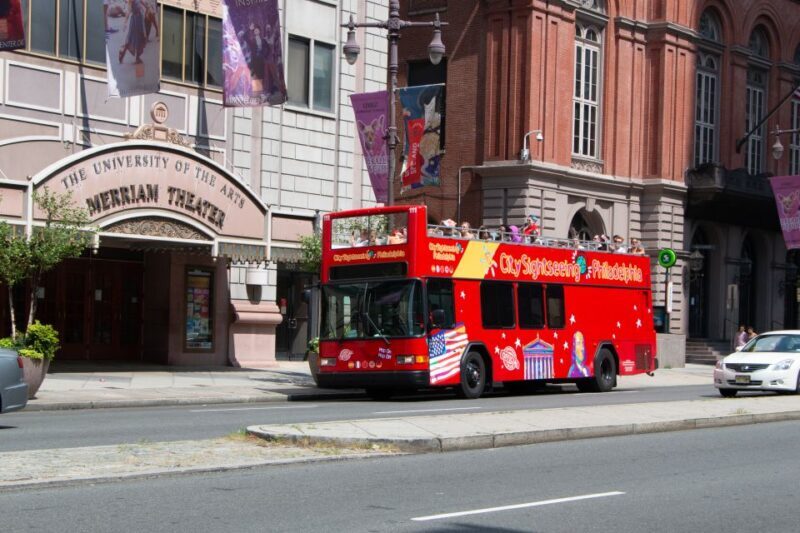 Philadelphia: Double-Decker Hop-on Hop-off Sightseeing Tour - The Experience of the Guides and the Journey