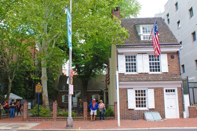 Philadelphia: History, Highlights & Revolution Walking Tour - How the Tour Comes to Life