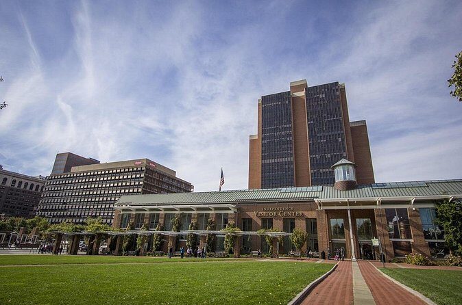 Philadelphia Murder Mystery Ben Franklin Self-Guided Quest - Who Will Love This Tour?