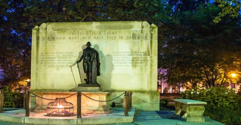 Philadelphia: Phantoms of the Founding Fathers Walking Tour - Is It Worth the Price?