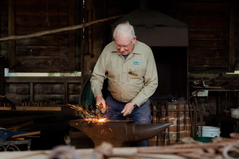 Phillip Island: Penguin Parade and Multi Attraction Pass - FAQ