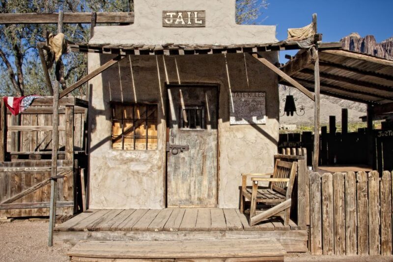 Phoenix/Scottsdale: Apache Trail Tour & Canyon Lake Cruise - Key Points: