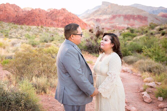 Photo Shoot at Red Rock Canyon in Calico Basin - The Photographer’s Approach and Style