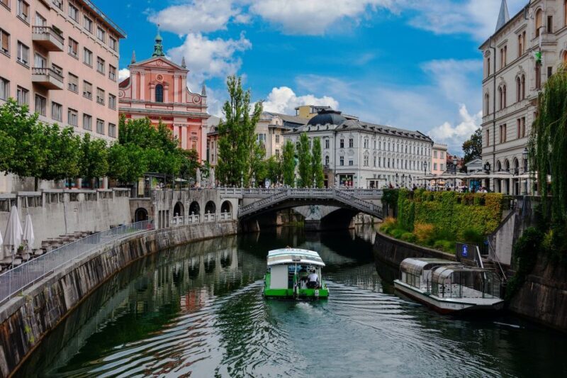 Photo Tour: Ljubljana Famous City Landmarks - Key Points
