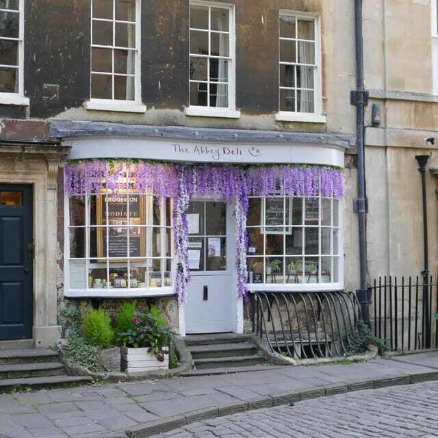 Photo Tours in Bath: Walking tour with local expert guide - FAQ