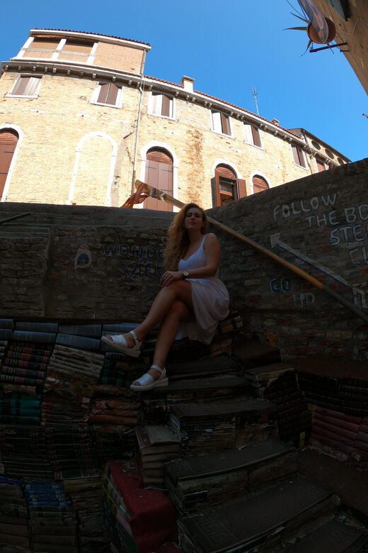 Photo with a professional photographer in Venice - Real Traveler Experiences