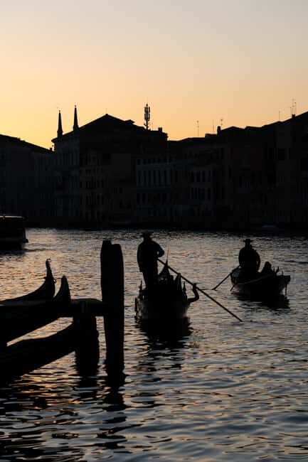 Photo workshop in Venice with a local photographer! - Key Points