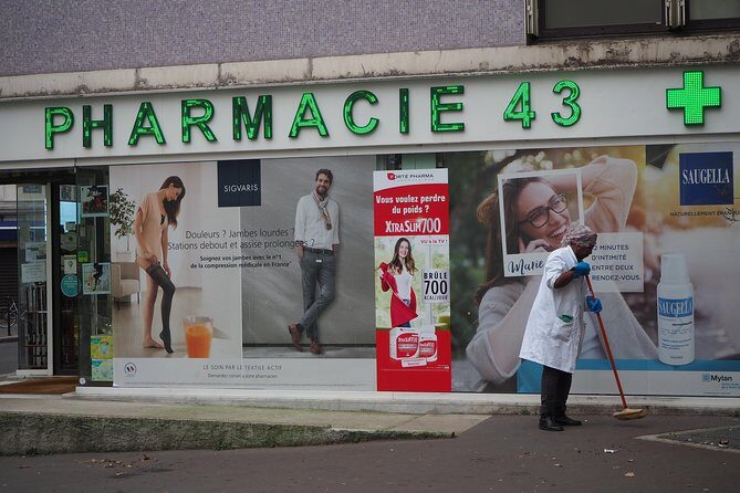 Photograph with a pro Paris off the beaten path! - A Deeper Look at the Experience