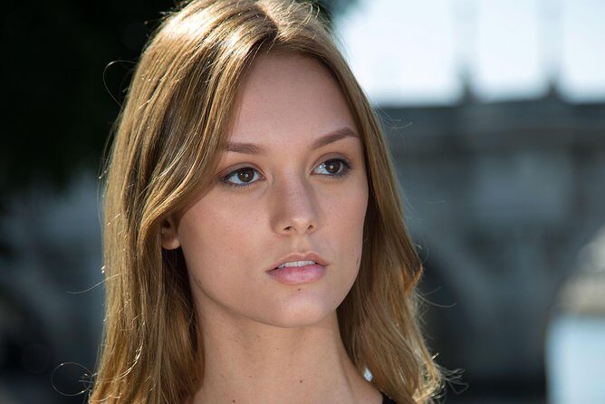 Photoshoot in Paris Centre for solo travellers - Key Points