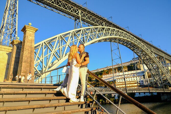 Photoshoot Unforgettable in Porto - Couple or Single - The Itinerary in Detail
