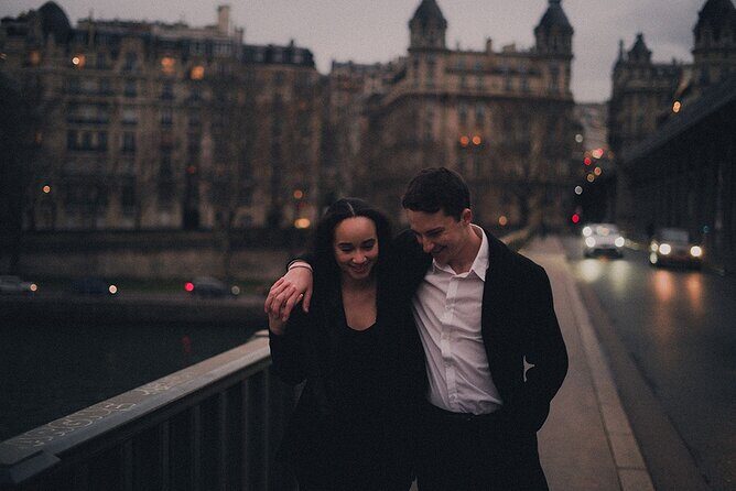 Photoshoot with a Pro Photographer in Paris - What to Expect from the Photoshoot Experience