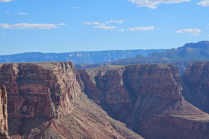 Picnic at East Grand Canyon Tables and Chairs Privided No Crowds - A Closer Look at the Tour Experience