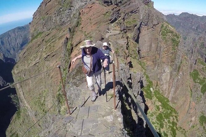 Pico Arieiro To Pico Ruivo / Highest Peak Challenge - Logistics and Practical Tips