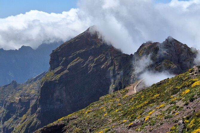 Pico do Areeiro to Pico Ruivo PR1 Private Hike - The Value of a Guided Mountain Trek
