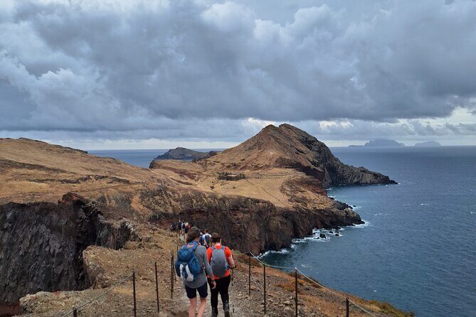 Pico do Areeiro to Pico Ruivo PR1 Private Hike - FAQ