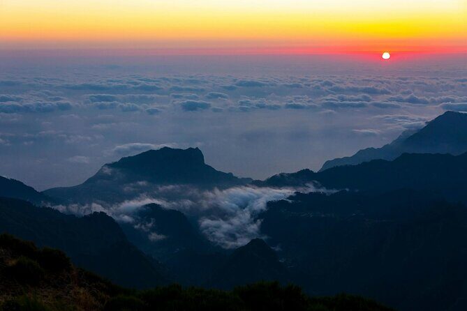 Pico do Arieiro Sunrise Tour with Local Breakfast from Funchal - Practical Tips for Booking and Going