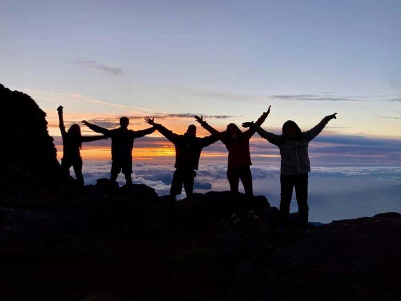 Pico island: gear rental for overnight camping on Mount Pico - Key Points