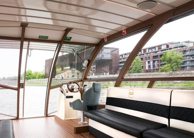 Picturesque Cruise on the Vistula in the Heart of Krakow - FAQ