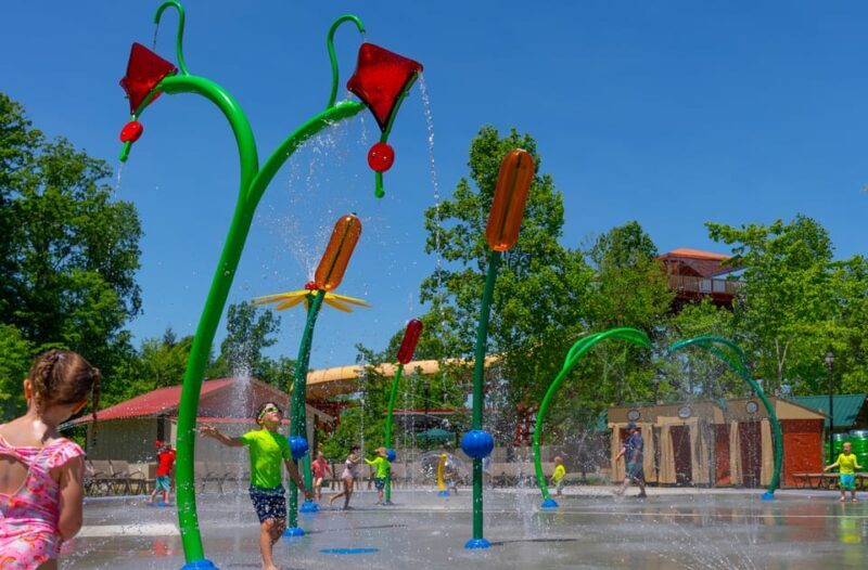 Pigeon Forge: Dollywood's Splash Country Entry Ticket - What to Expect on the Day