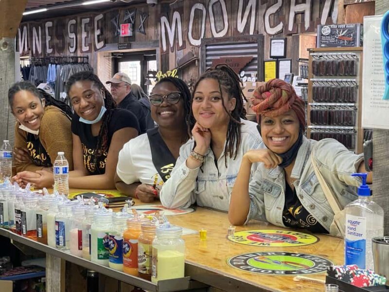 Pigeon Forge: Moonshine and Wine Tour with Local Cuisine - Who Should Consider This Tour?