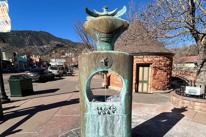 Pikes Peak E-Golf Cart Historic Tour of Manitou Springs - Final Thoughts: Who Should Consider This Tour?