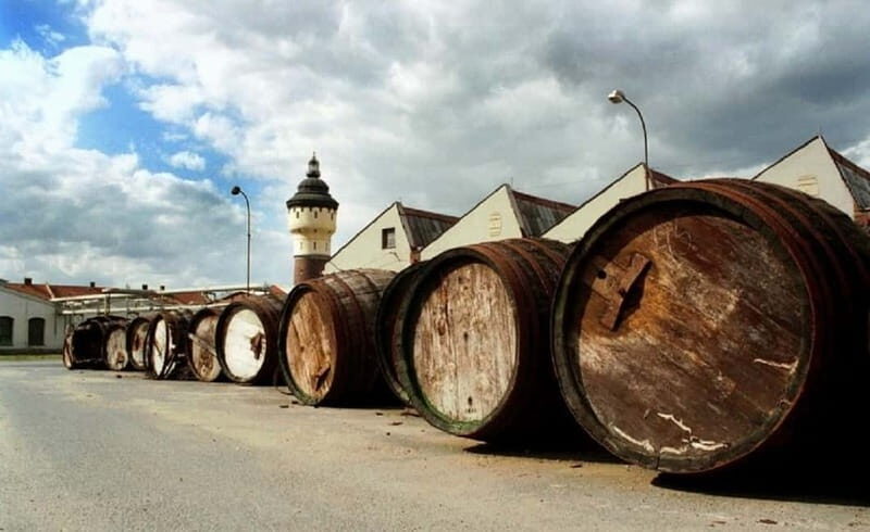 Pilsner Brewery & Nizbor Glass Factory Combination Tour - Key Points