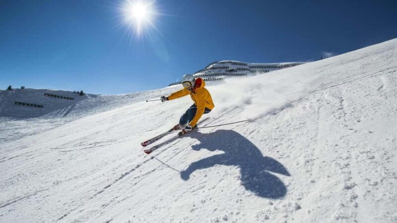 pindlerv Mlýn: Adult Ski Lessons for All Levels - Key Points
