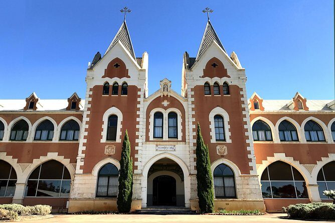 Pinnacles Desert & New Norcia Day Tour from Perth - Key Points