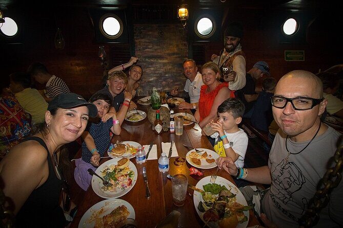 Pirate Ship Jolly Roger with Dinner and Open Bar - FAQs about the Pirate Ship Jolly Roger Tour