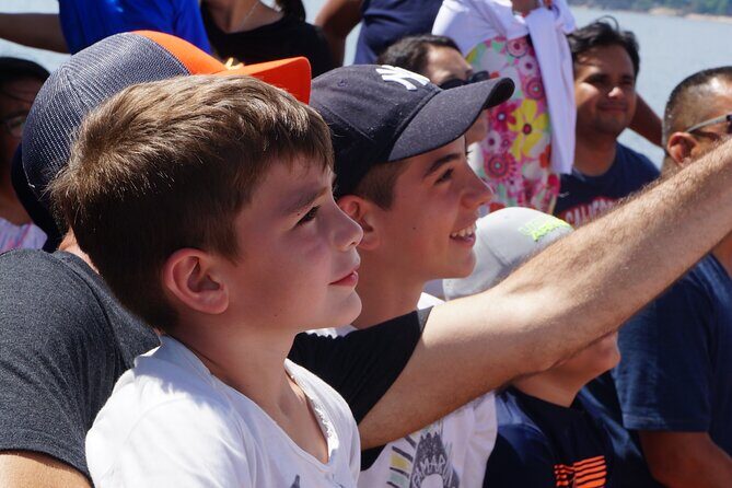 Pirate Ship Premium Dinner Cruise with Show - FAQ