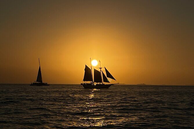 Pirates and Treasure: Self Guided Tour of Key West's Old Town - Key Points