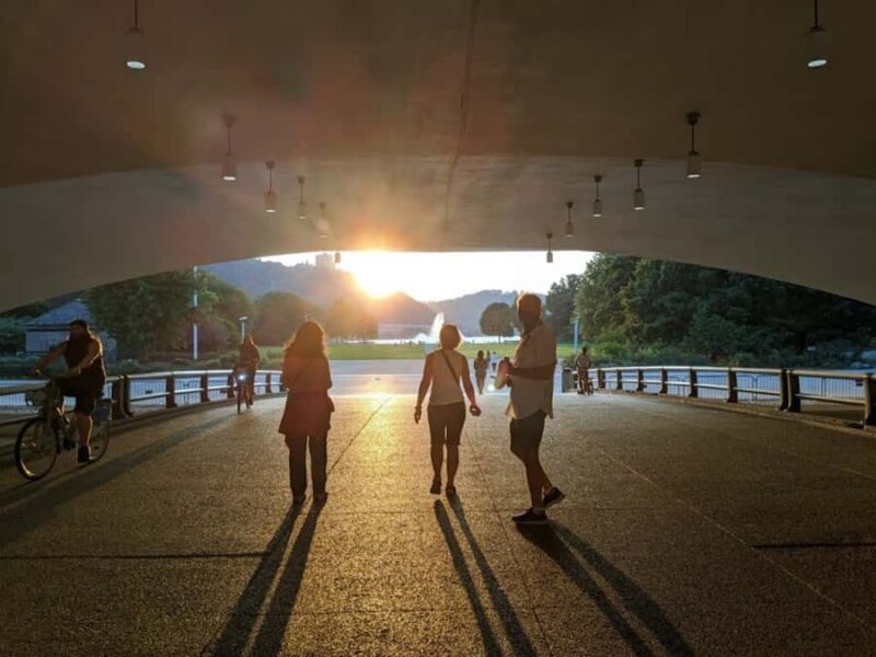 Pittsburgh: Golden Triangle Guided Walking Tour at Sunset - Key Points