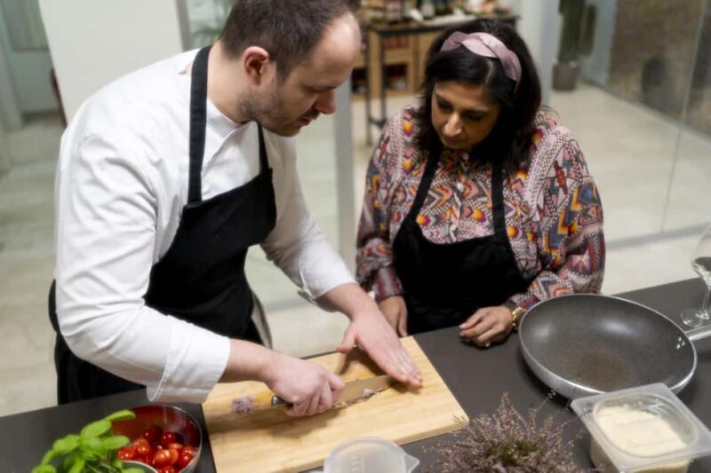 Pizza and Tiramisu Cooking Class with Wine in Milan - What To Expect from This Milan Cooking Class